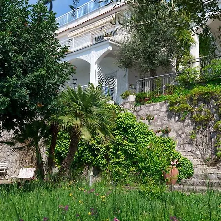 Incanto Stunning Sea View *